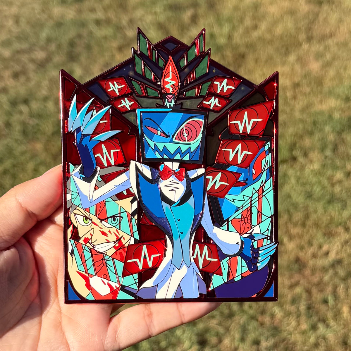 IN HAND : Vox glass