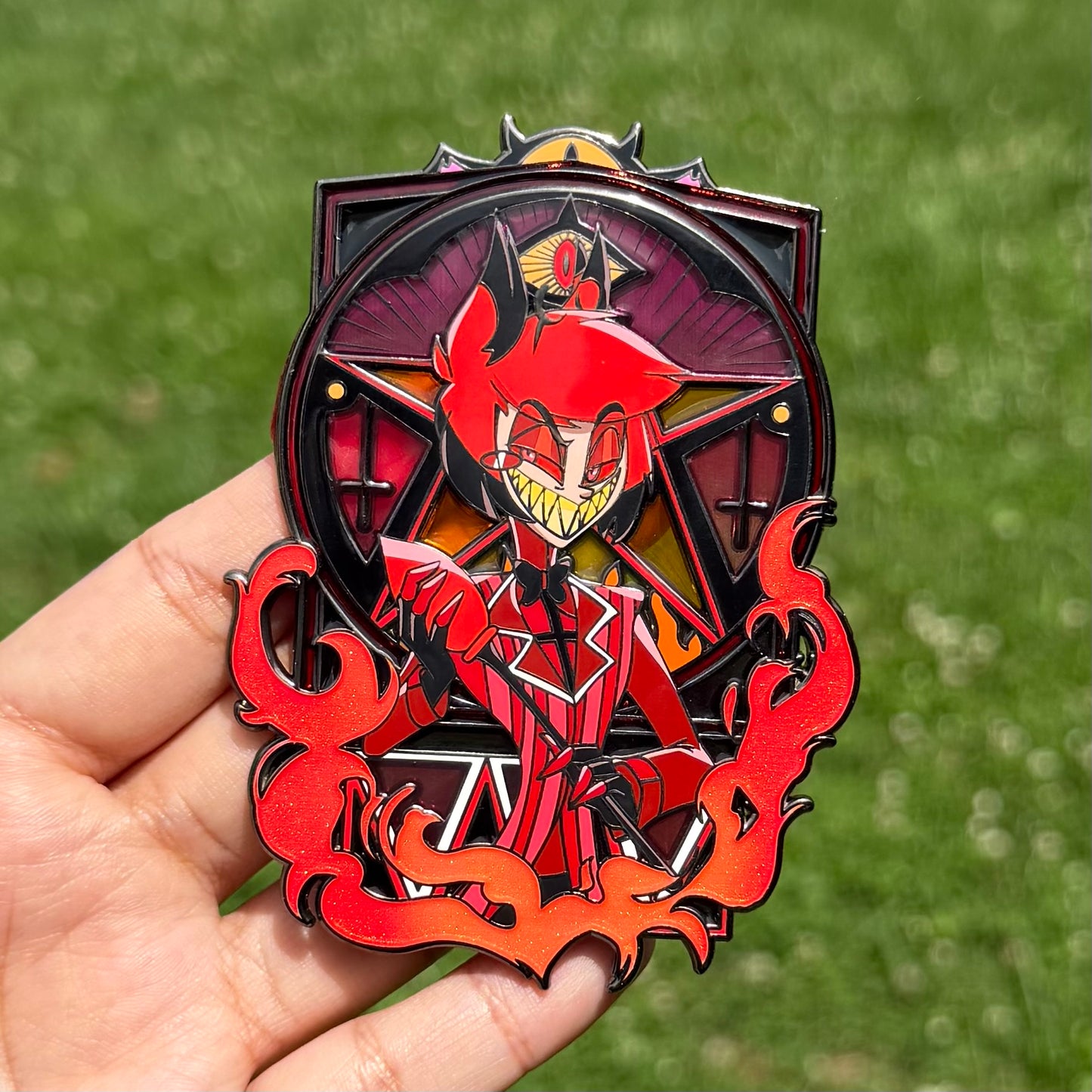 IN HAND : Alastor half 3.75in