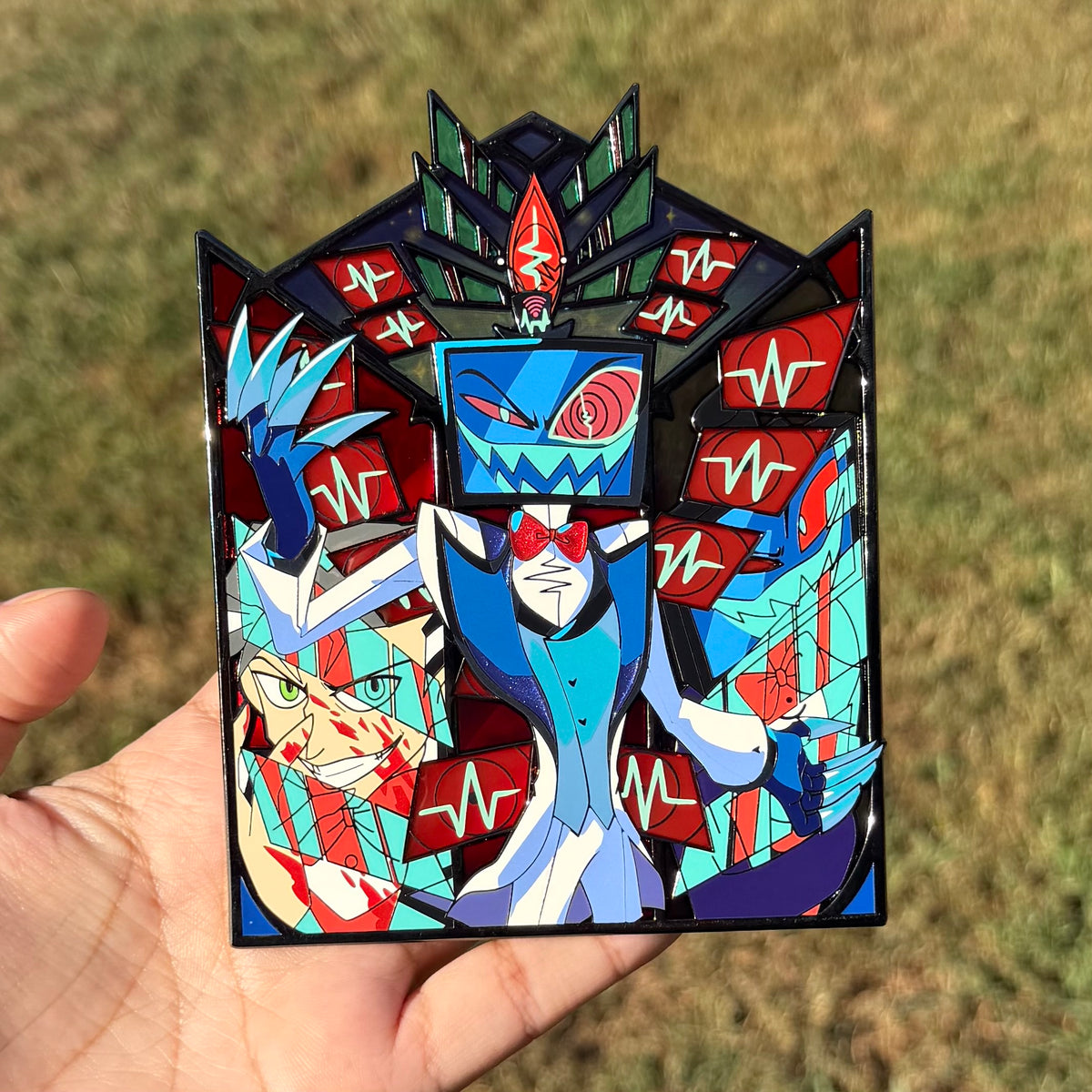 IN HAND : Vox glass